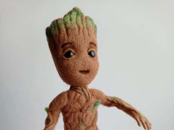 Baby Groot plush needle-felted from wool, 45 cm with moss-green tufts and bark grooves, made to order