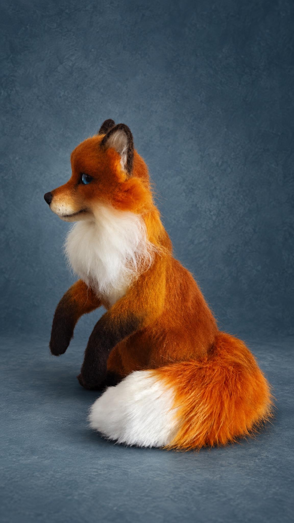 Custom realistic felted fox, handmade to order: pointed muzzle, dark-rimmed ears and a white-tipped tail
