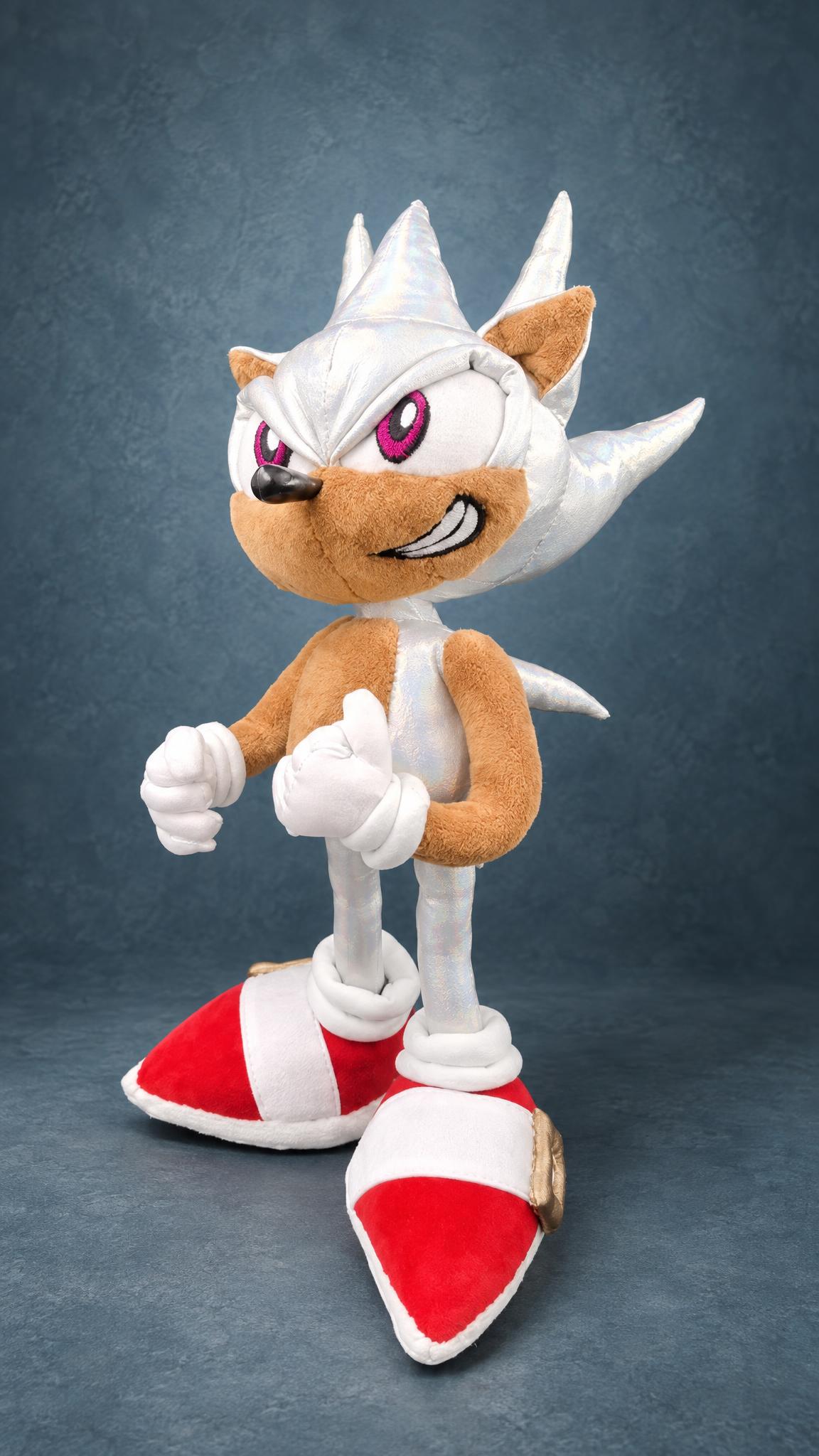 Hyper Sonic peluche: handmade silver Sonic plush with a thumbs up and red shoes, made to order