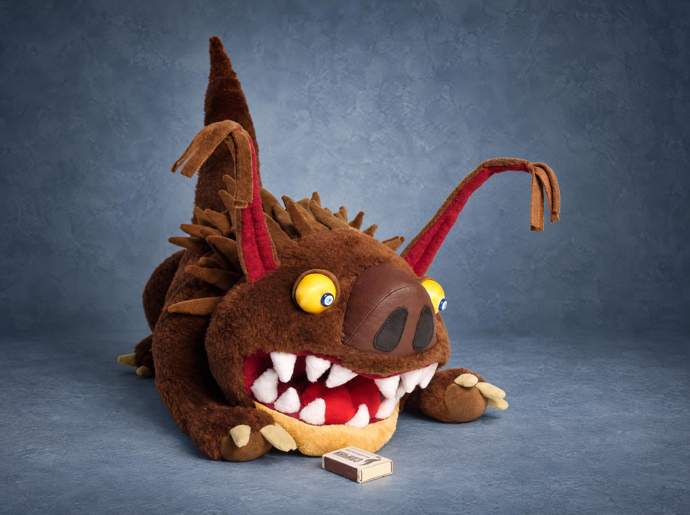 Anime monster plush Pirozhok, handmade to order: brown faux fur, yellow eyes, open mouth full of felt fangs