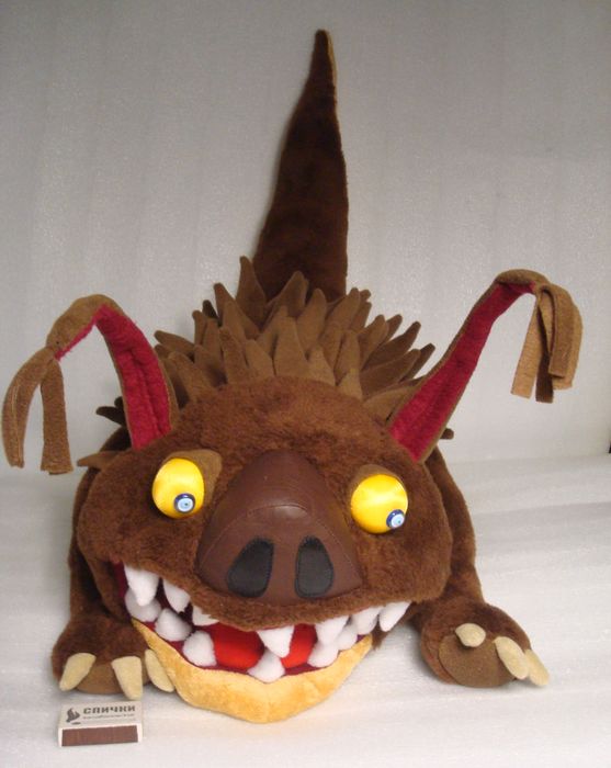 Custom anime monster plush with a toothy grin Custom anime monster plush made to order: wide grin of white felt fangs, faux leather pig snout, yellow eyes