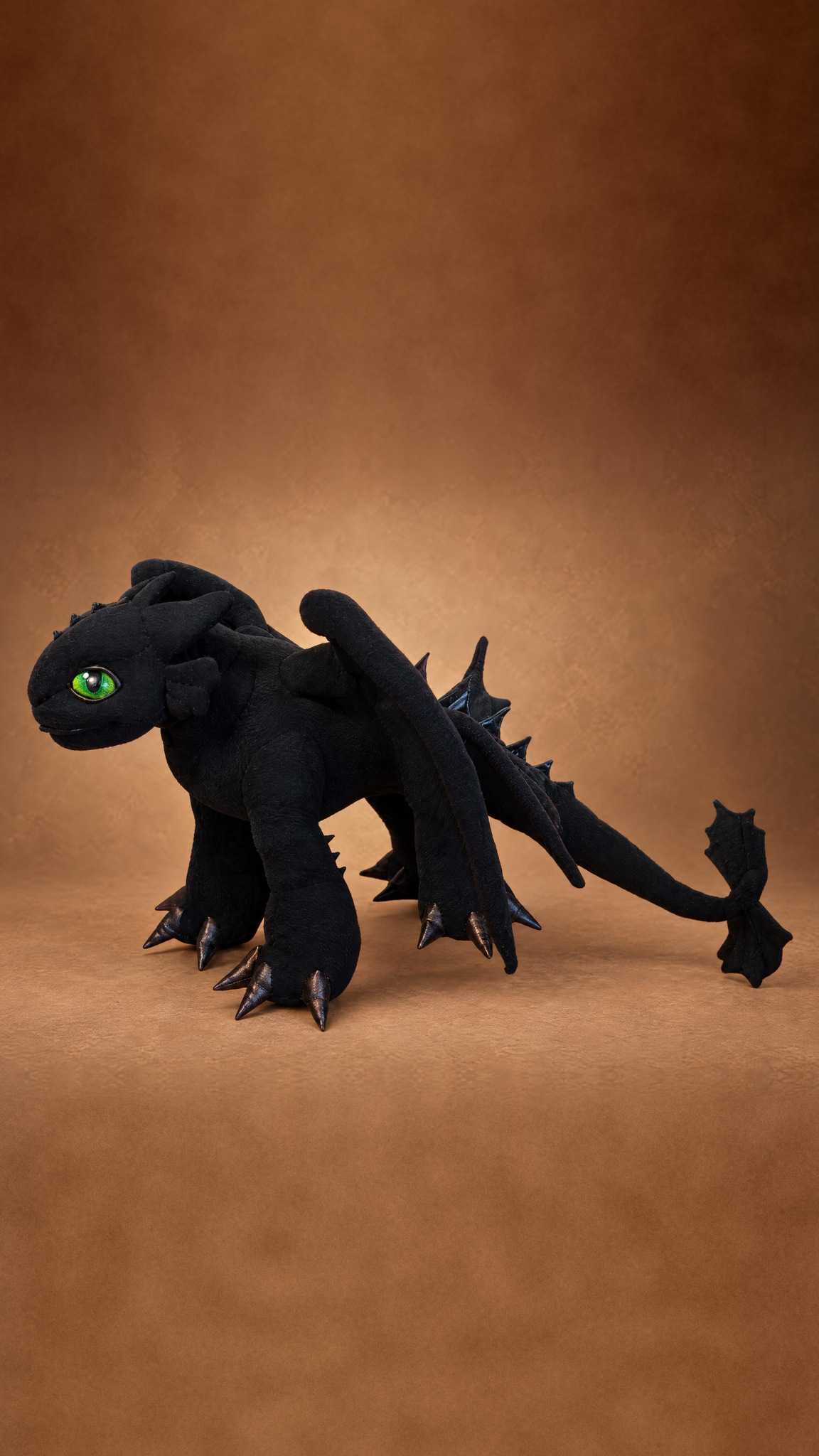 Green-eyed Night Fury plush with back spines and bronze claws, a handmade How to Train Your Dragon toy