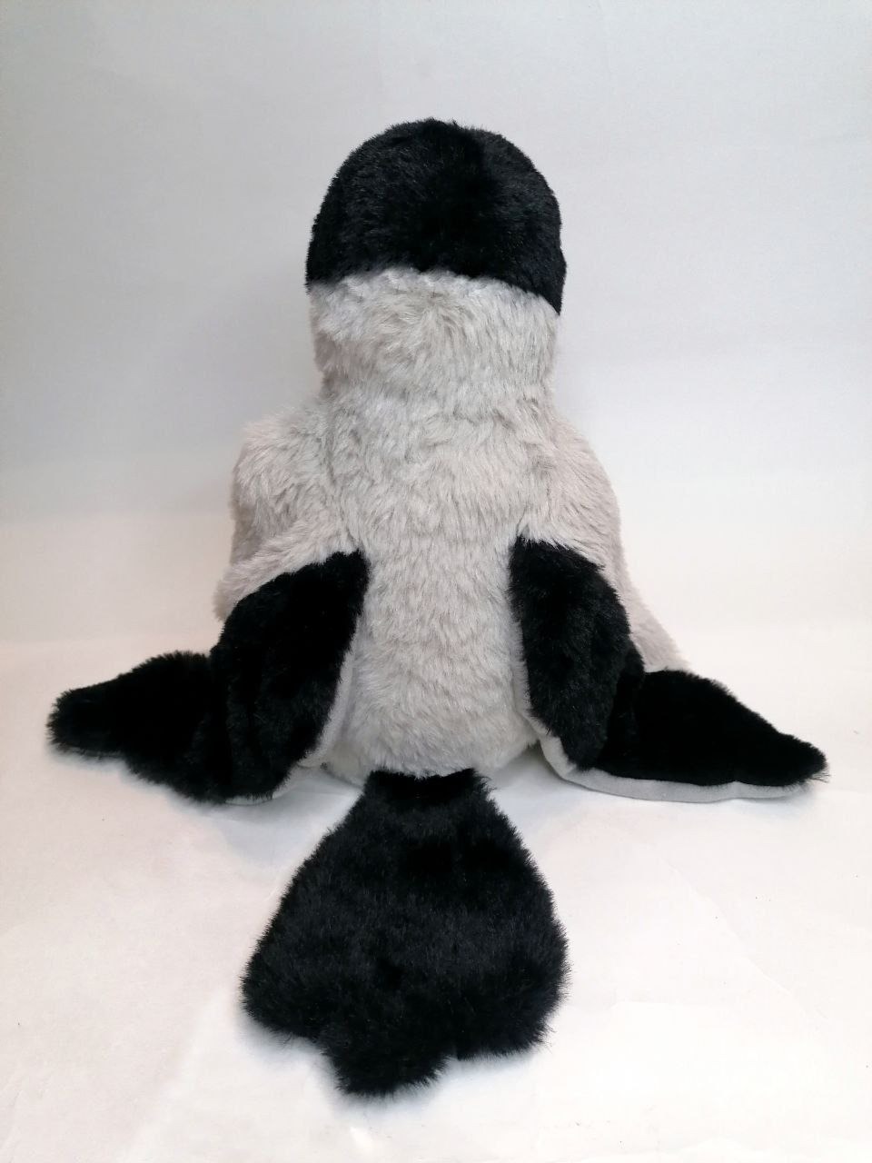 Hooded crow plush with black tail Hooded crow plush with black wing tips and a wide black tail on a grey back, handmade to order