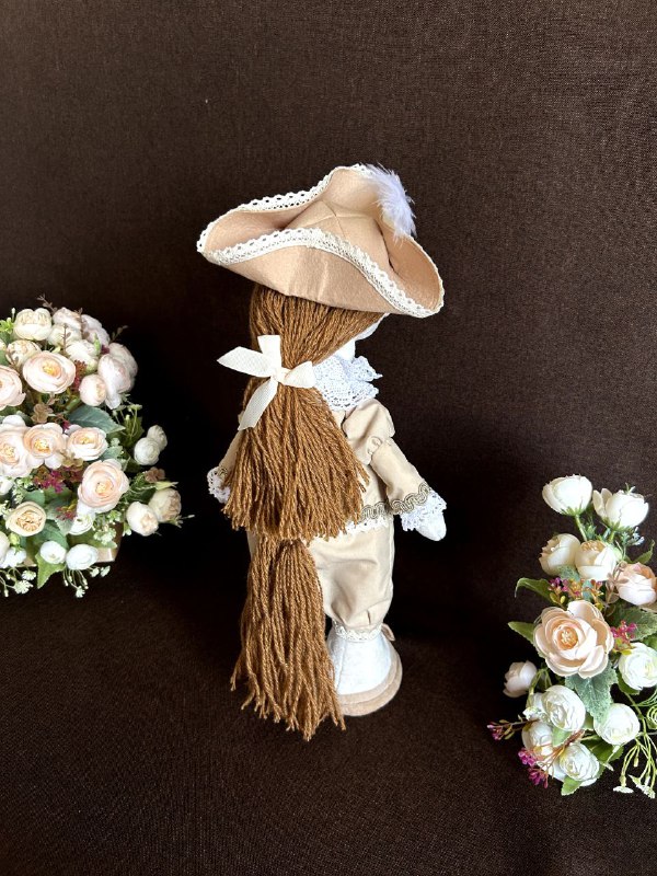 Horse plush with a long yarn tail Horse plush with a long brown yarn tail, ribbon bow and tricorn hat, a custom New Year gift made to order