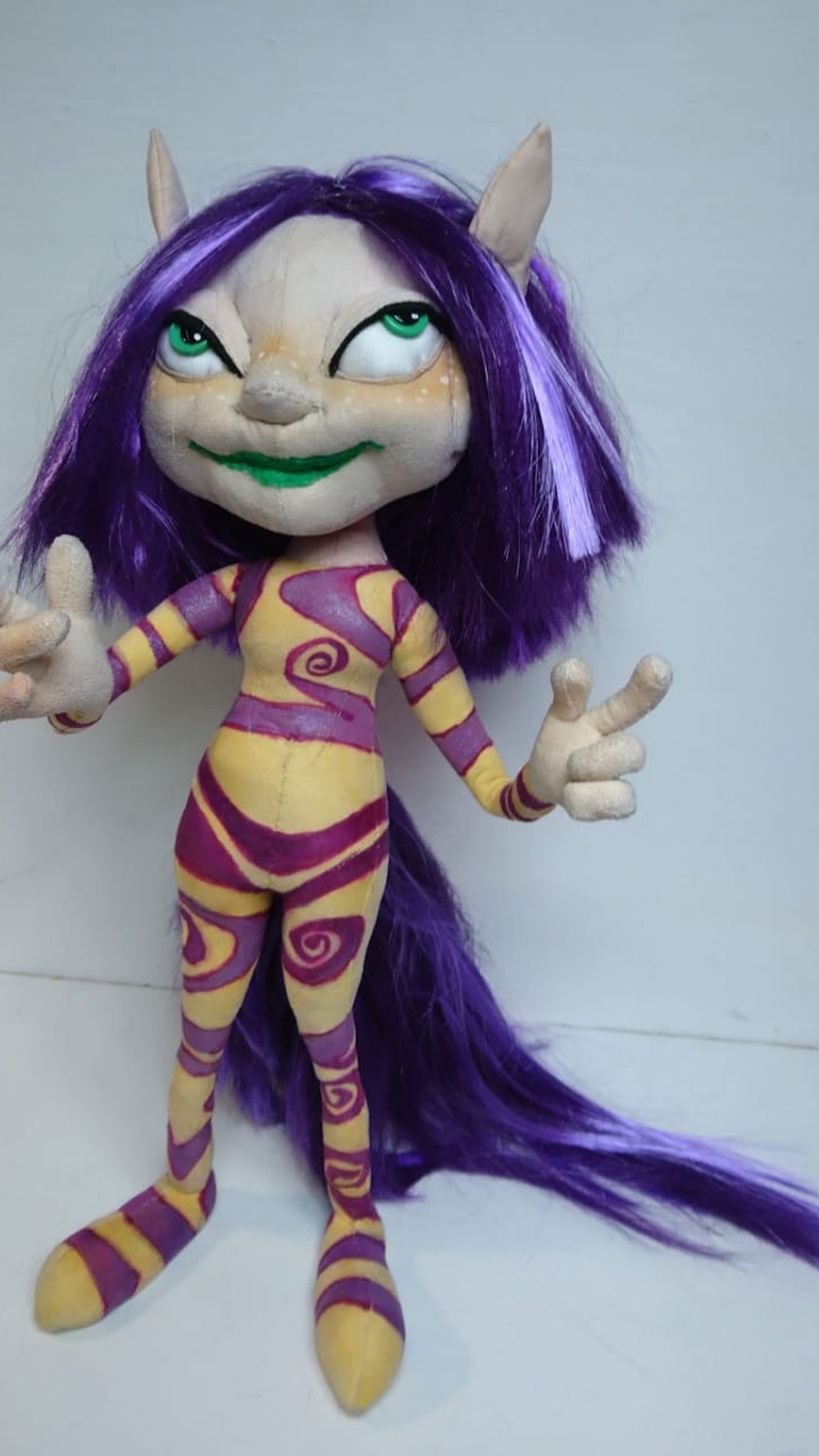 Ly the Fairy plush with green eyes, freckles and bendable fingers, handmade Rayman 2 fan doll