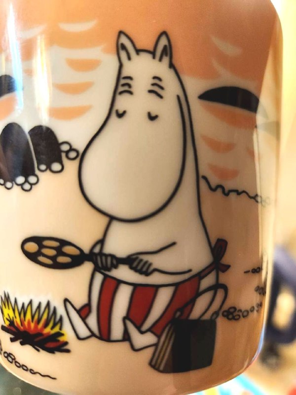 Moominmamma mug picture, plush reference Moominmamma picture on a mug, the reference our custom Moomin mama plush was sewn from