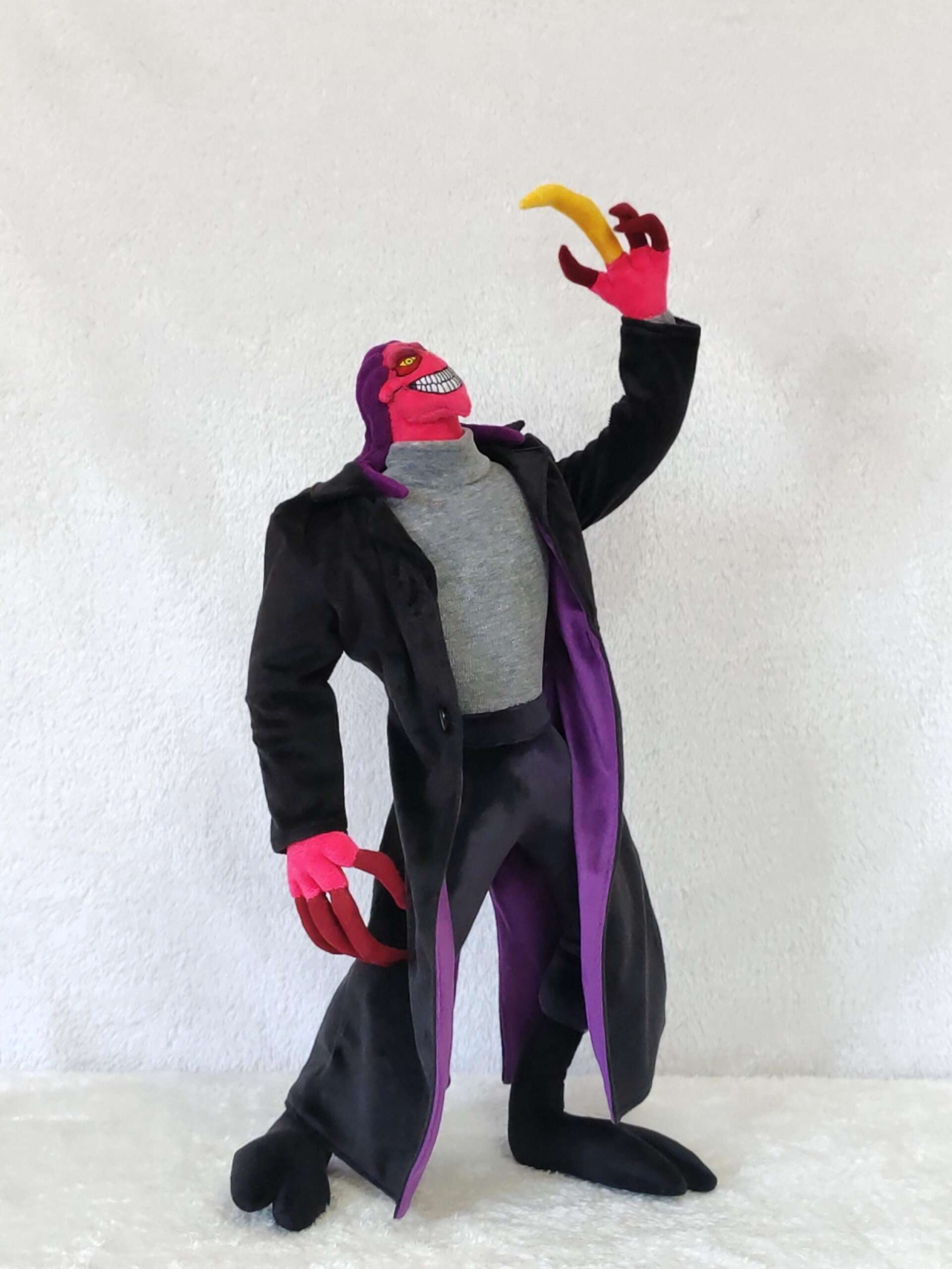 Poseable Thrax plush with a wire frame Poseable Thrax plush leaning back with the yellow claw over his head, wire frame inside, made to order