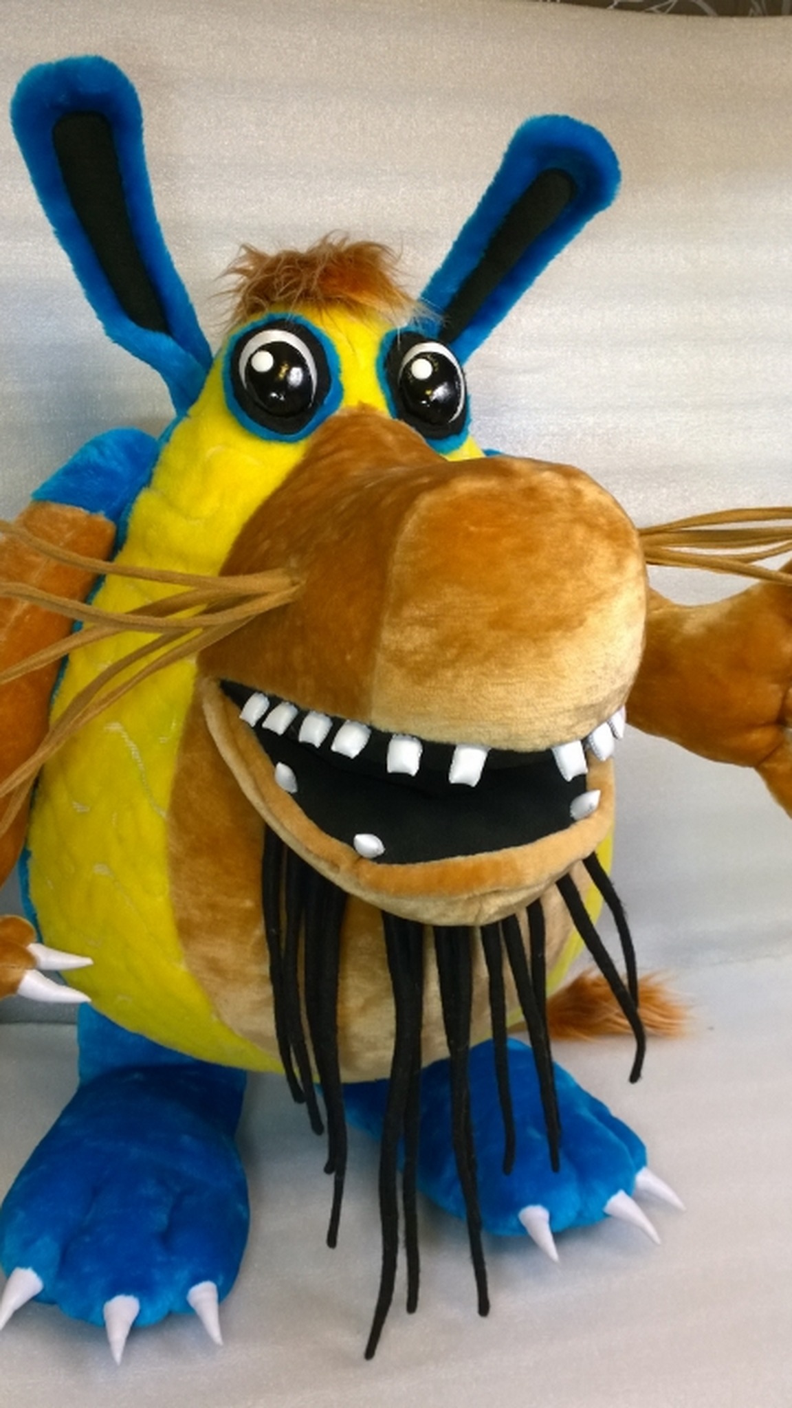 Shtusha-Kutusha plush from the Fantik cartoon, made to order: tan arms reaching out, quilted yellow belly