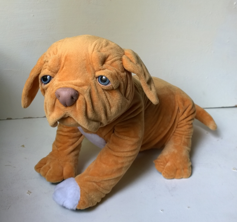 Bullmastiff plush that looks like the real dog Stuffed animal that looks like a real bullmastiff: blue eyes, wrinkled brow, white paw, sewn to order by hand