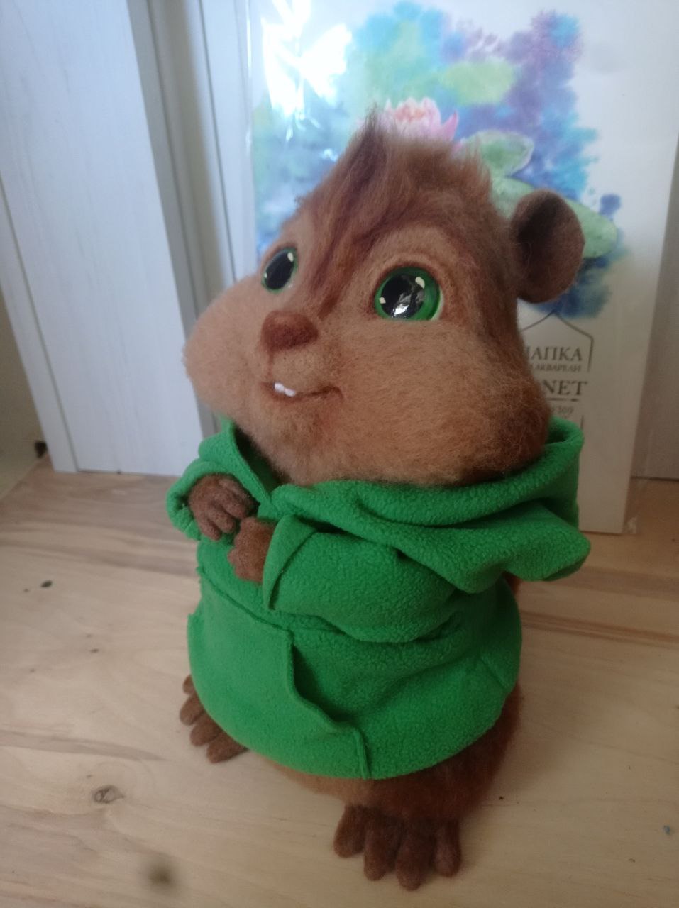 Needle felted Theodore, forehead stripe and ears Needle felted Theodore with brown ears and a dark forehead stripe, custom chipmunk plush in green made to order