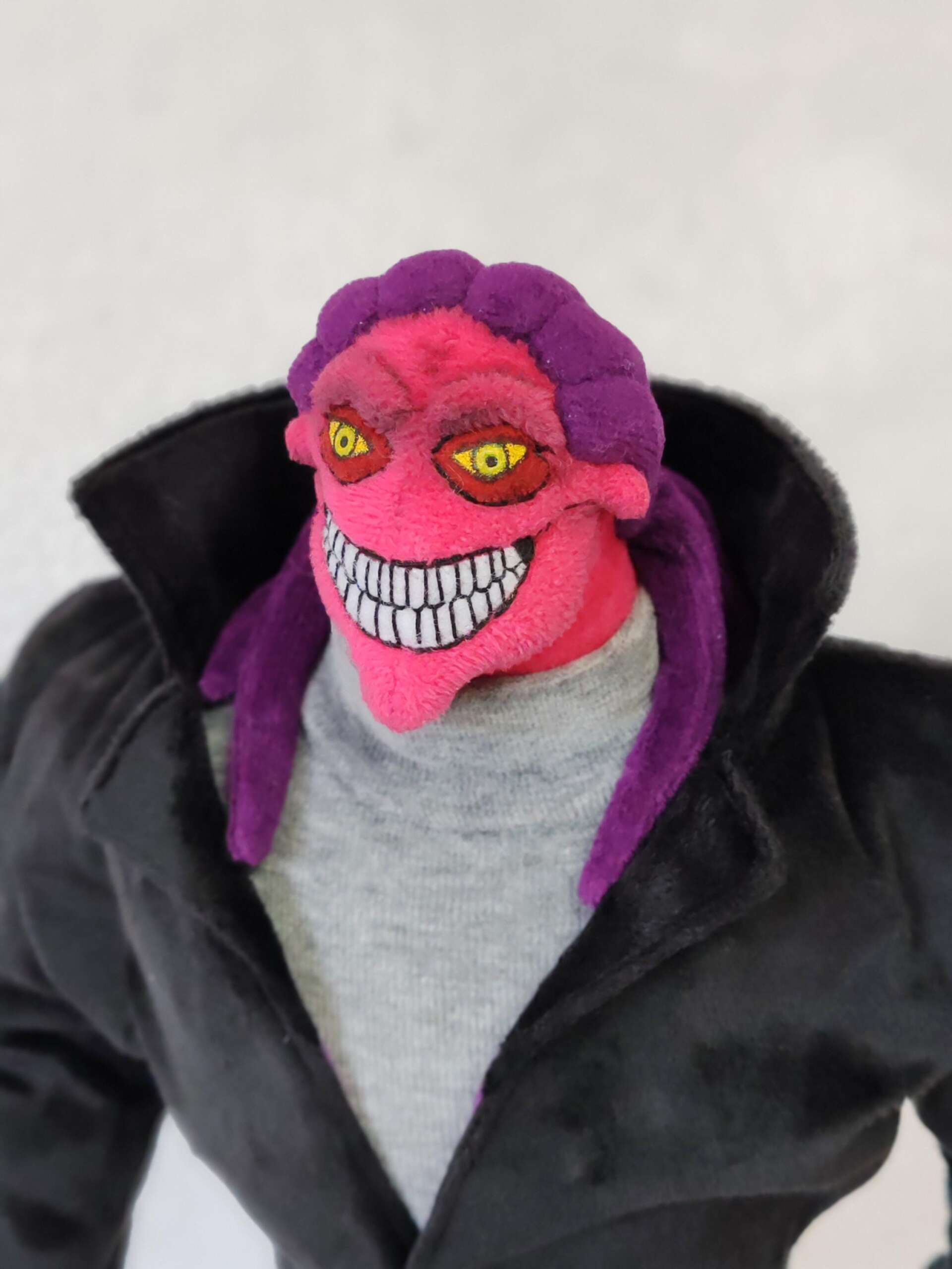 Thrax plush face and grin Thrax plush face with yellow eyes, a wide toothy grin and purple tendrils, Osmosis Jones fan doll to order